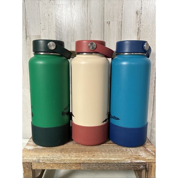 Set Of 3 Limited Edition 32oz Hydro Flask Escape Series Water Bottles - Picture 3 of 16
